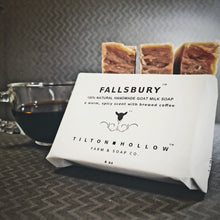Load image into Gallery viewer, Fallsbury - A warm, spicy, scent with  brewed coffee.